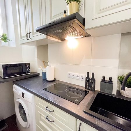 Charming Apartments In The Heart Of Lviv - Valova, Nasypna Str Buitenkant foto
