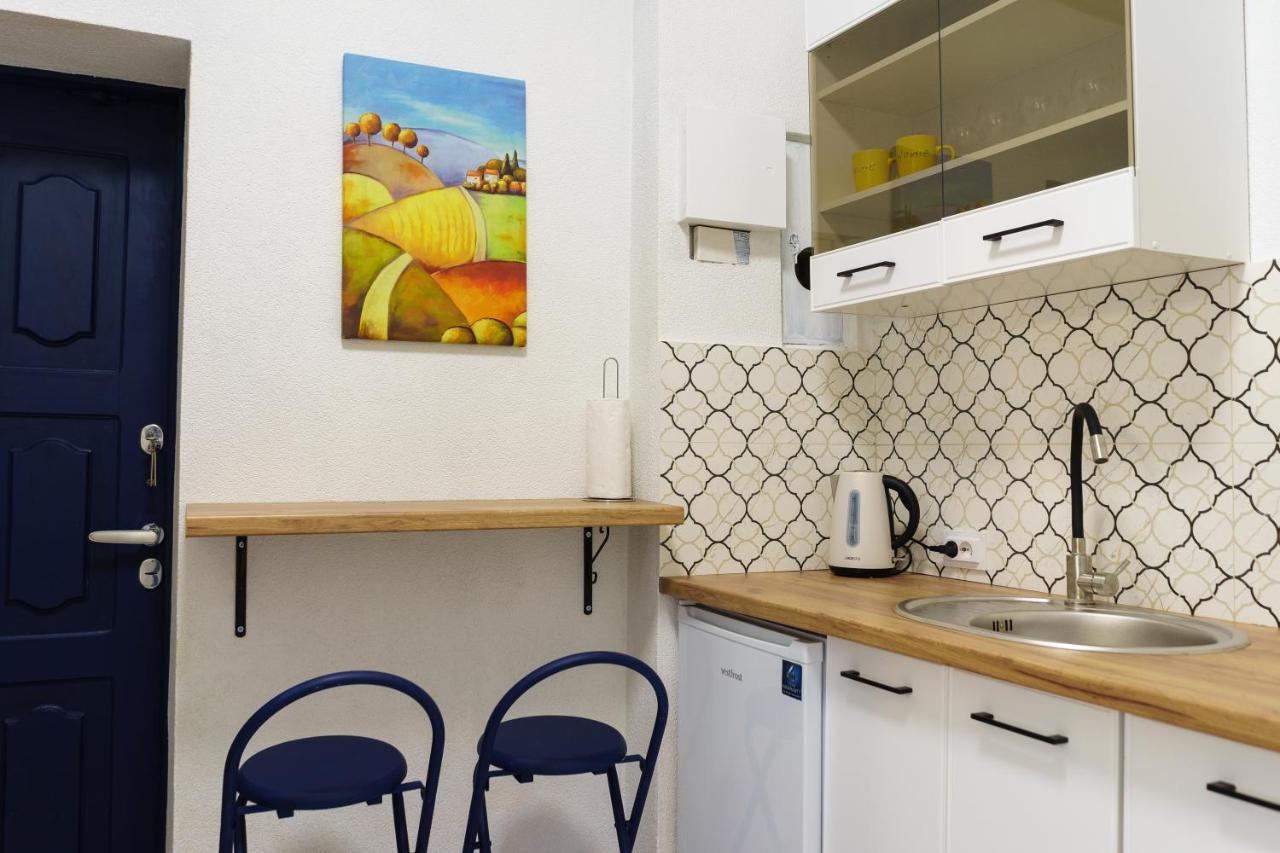 Charming Apartments In The Heart Of Lviv - Valova, Nasypna Str Buitenkant foto