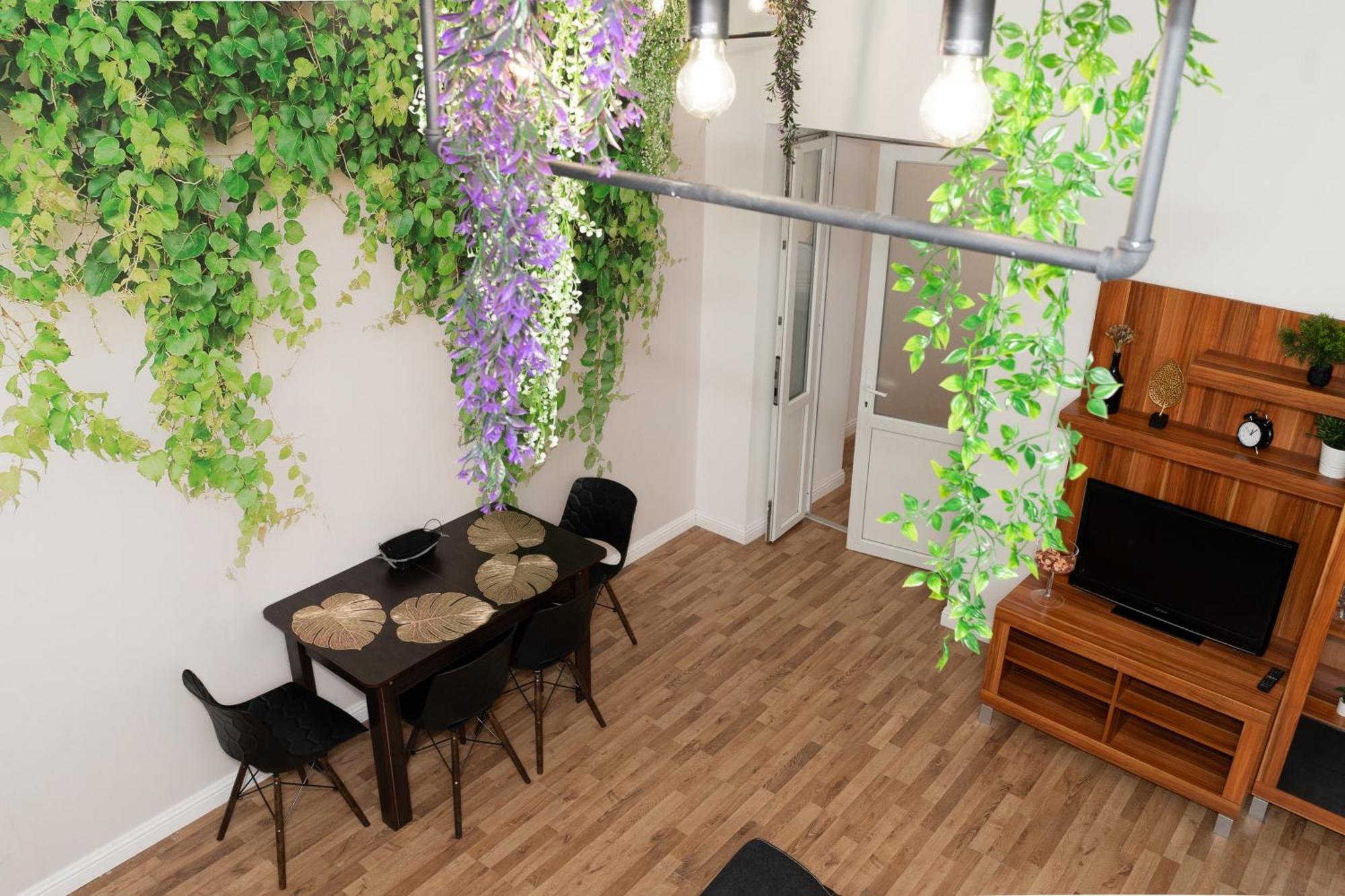 Charming Apartments In The Heart Of Lviv - Valova, Nasypna Str Buitenkant foto